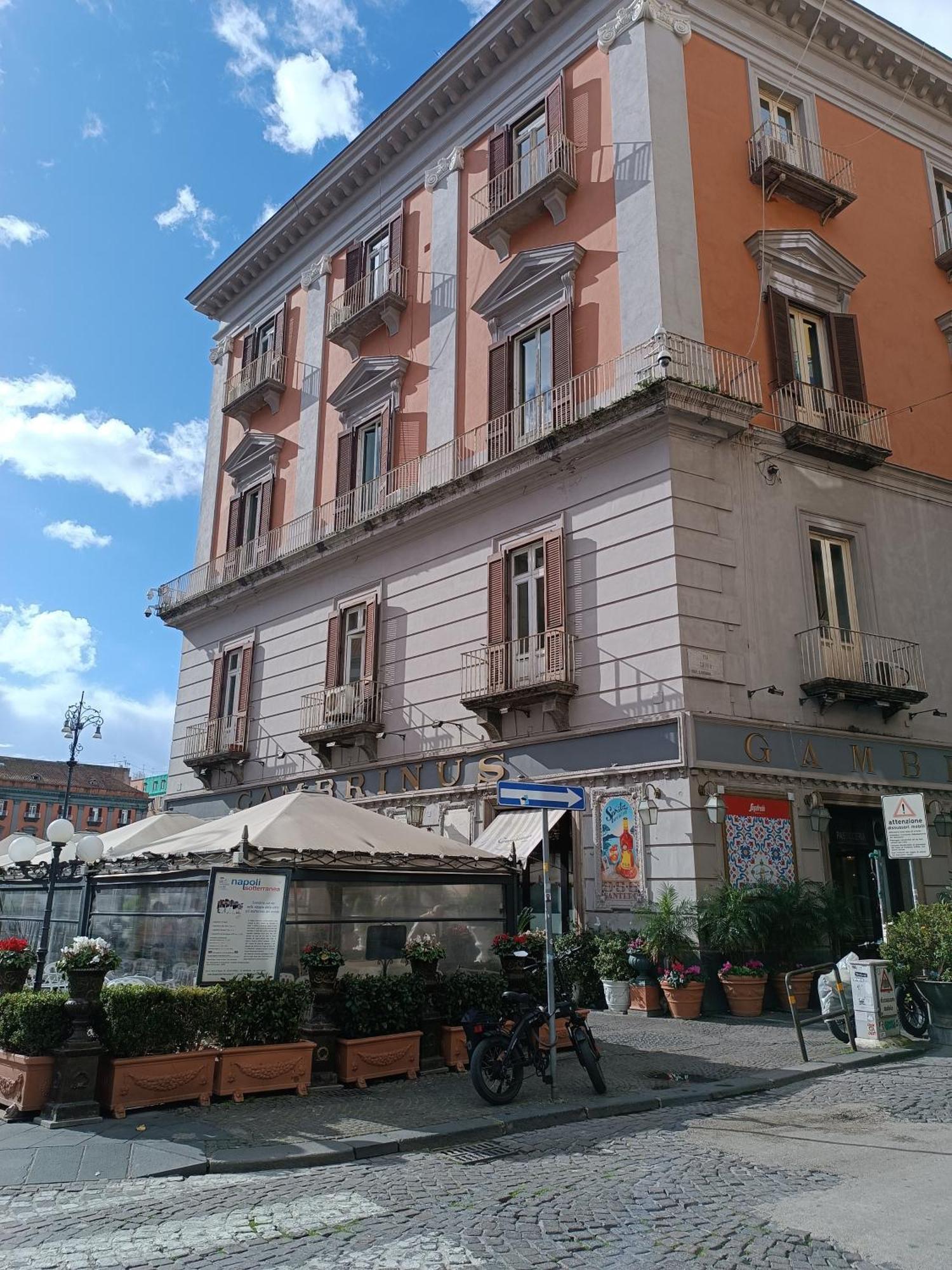 B&B Napoli Plebiscito Zewnętrze zdjęcie